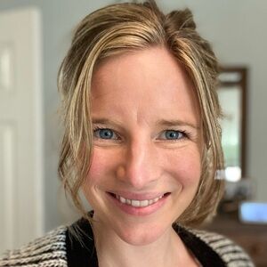 Meet your Posher, Courtney